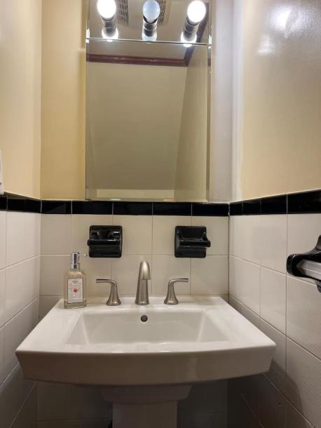 Room in Queens, New York, United States 2 queen bedsShared bathroom-4