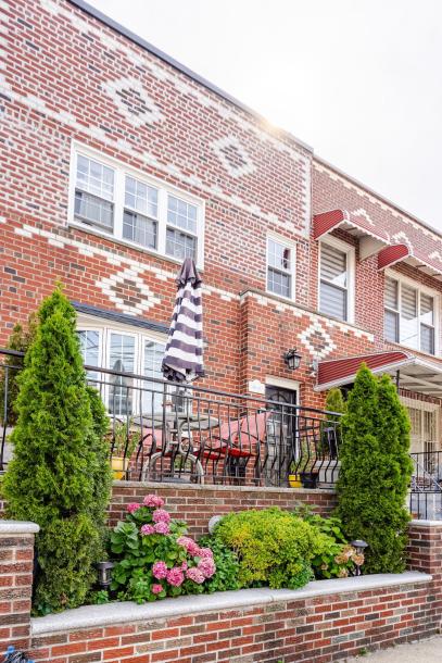 Room in Queens, New York, United States 1 double bedShared bathroom-0