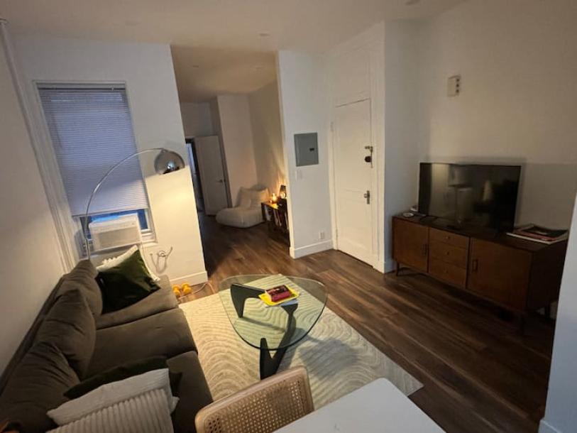 Room in Queens, New York, United States 1 double bedShared bathroom-1