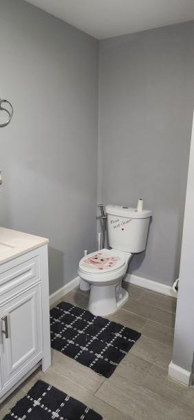 Room in Perth Amboy, New Jersey, United States 3 bedrooms1 queen bedShared bathroom-6