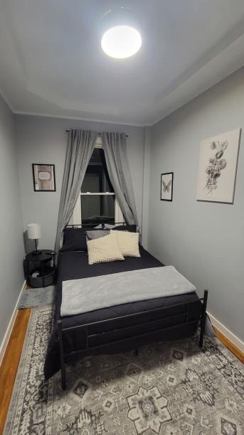 Entire home in Brooklyn, New York, United States 4 guests1 bedroom2 beds1 bath-5