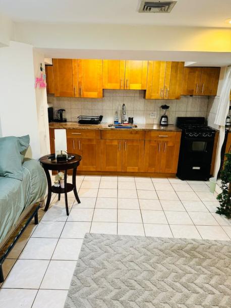 Entire rental unit in Queens, New York, United States 2 guestsStudio1 bed2 baths-0