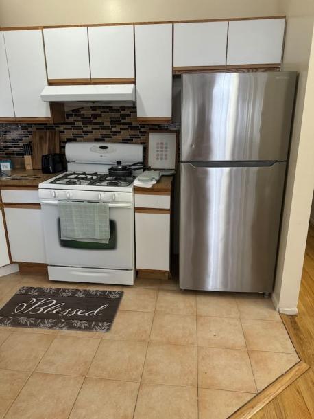 Entire rental unit in Queens, New York, United States 6 guests3 bedrooms4 beds2 baths-2