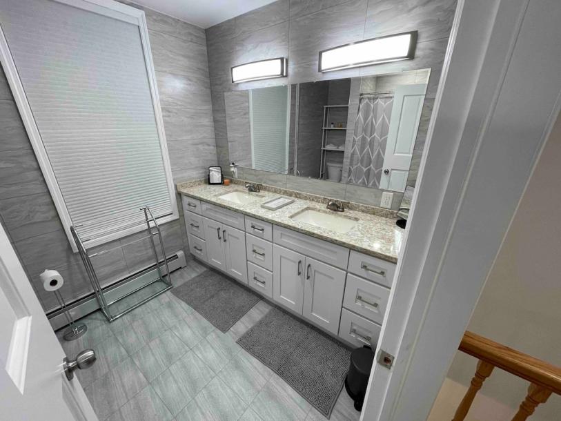 Room in New Rochelle, New York, United States 1 queen bedShared bathroom-5