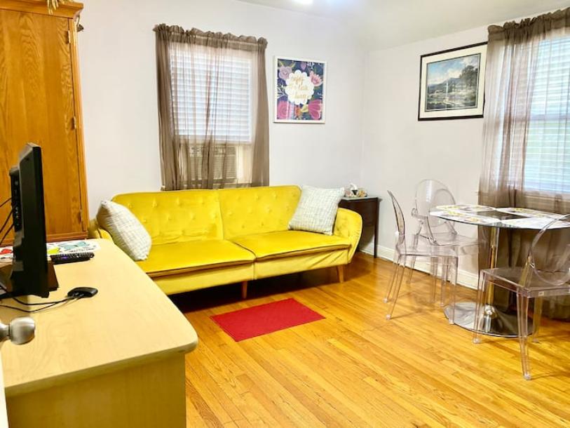 Private room in home in Englewood, New Jersey, United States 4 guests2 bedrooms2 beds1 private bath-0