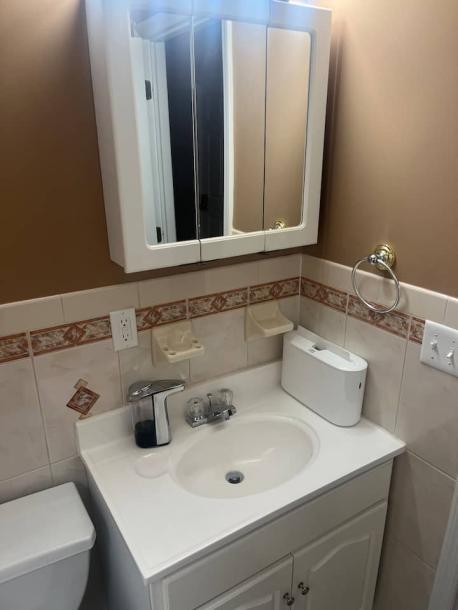 Room in Elizabeth, New Jersey, United States 1 bedShared bathroom-5