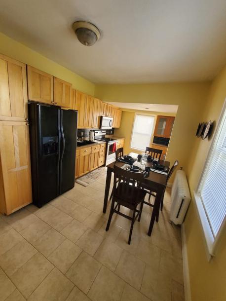 Entire rental unit in Mount Vernon, New York, United States 6 guests3 bedrooms3 beds1 bath-2