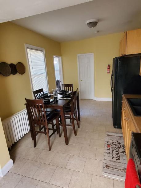 Entire rental unit in Mount Vernon, New York, United States 6 guests3 bedrooms3 beds1 bath-3