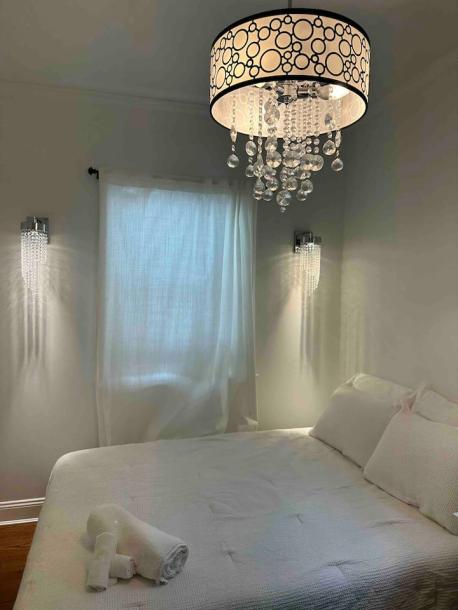 Private room in home in Ozone park , New York, United States 2 guests1 bedroom1 bed1 shared bath-4