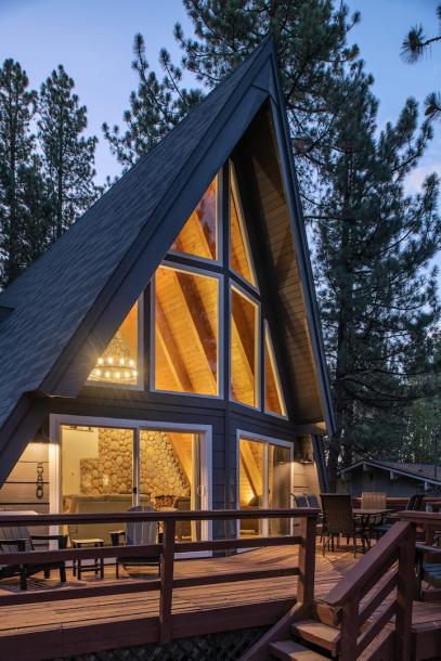 Entire cabin in Big Bear Lake, California 8 guests3 bedrooms5 beds2 baths-17