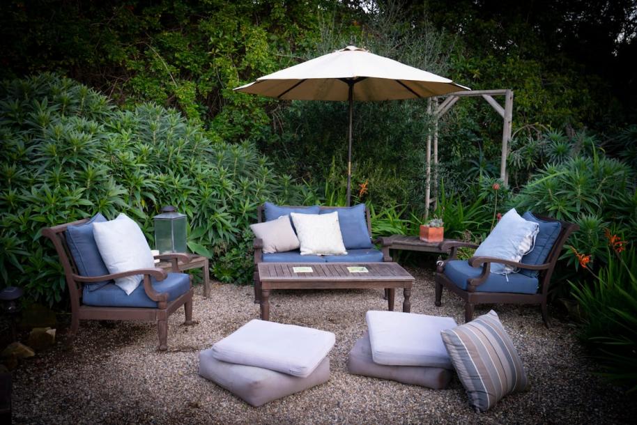 Entire guesthouse in Santa Barbara, California 3 guests1 bedroom1 bed1 bath-3