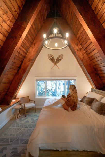 Entire cabin in Big Bear Lake, California 8 guests3 bedrooms5 beds2 baths-6