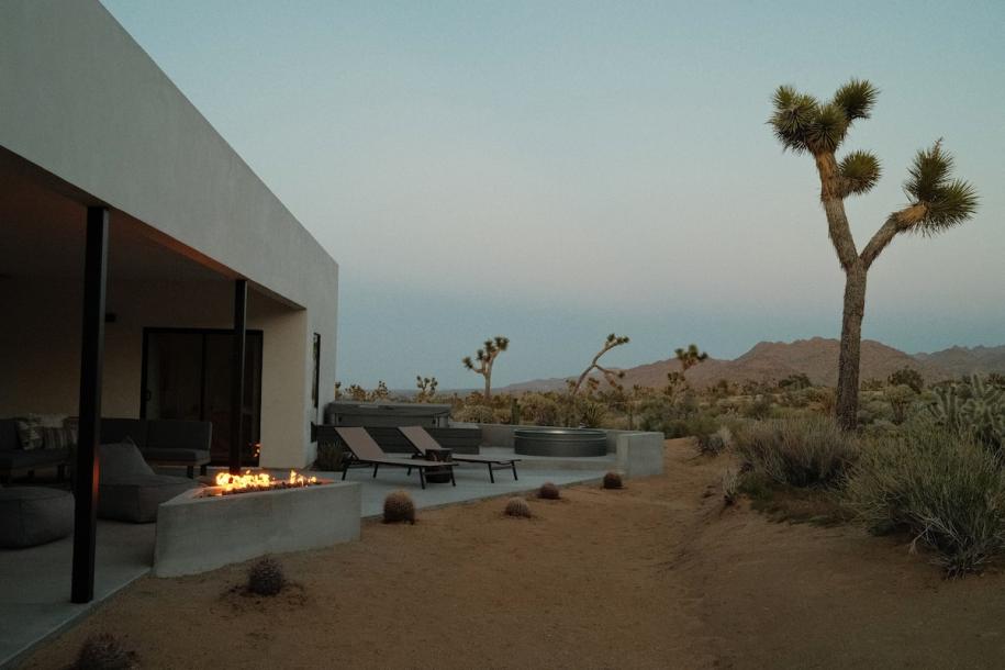 Entire home in Joshua Tree, California 6 guests2 bedrooms2 beds3 baths-9