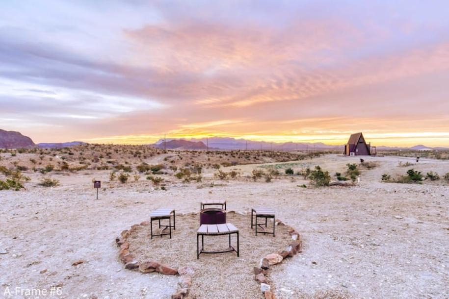 Entire cabin in Terlingua, Texas 4 guests1 bedroom2 beds1 bath-1