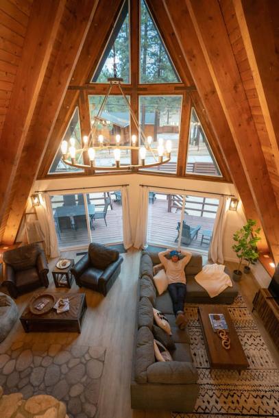 Entire cabin in Big Bear Lake, California 8 guests3 bedrooms5 beds2 baths-13
