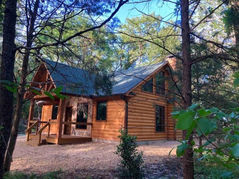 Entire cabin in Wills Point, Texas 2 guestsStudio1 bed1 bath-1