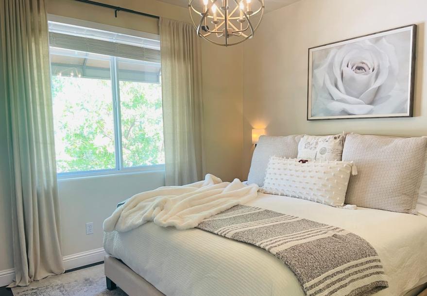 Entire guest suite in Paso Robles, California 4 guests1 bedroom2 beds1 bath-7