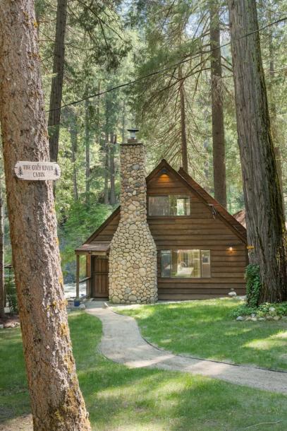 Entire cabin in Pollock Pines, California 4 guests1 bedroom4 beds1 bath-1