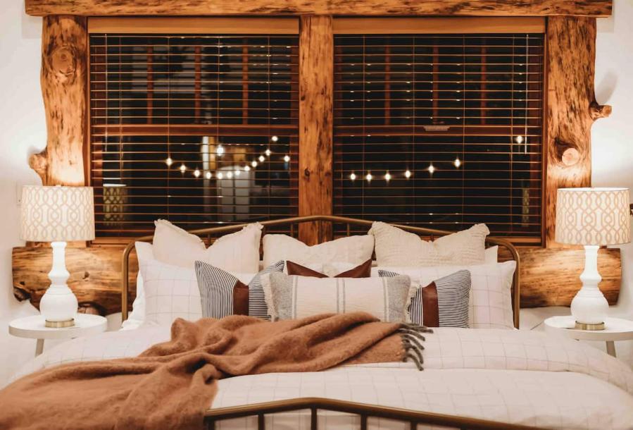 Entire guesthouse in Lake Arrowhead, California 2 guestsStudio1 bed1 bath-3