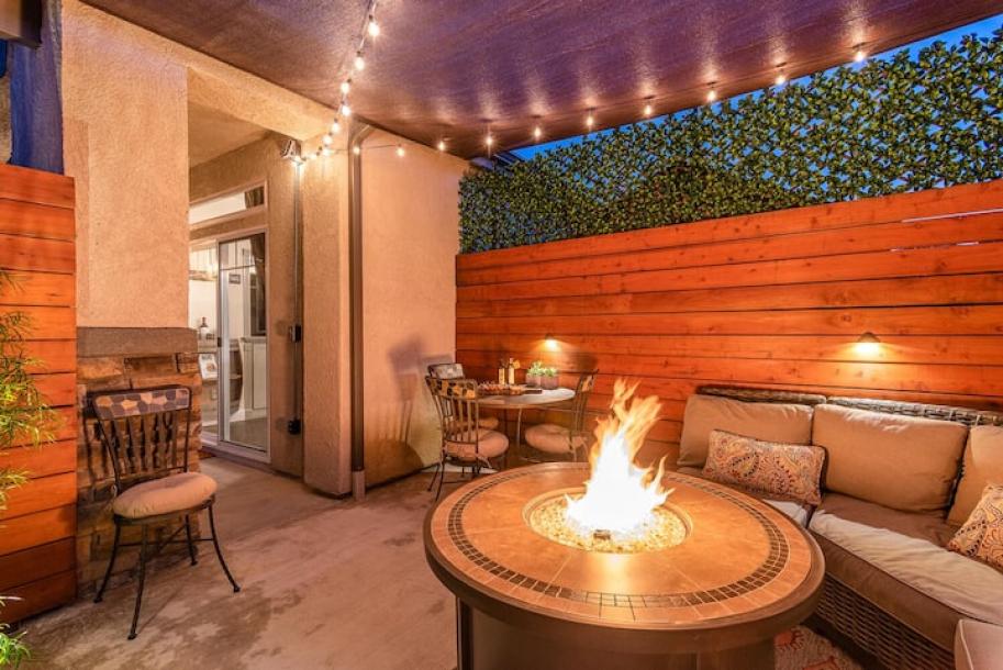 Entire guest suite in Paso Robles, California 4 guests1 bedroom2 beds1 bath-2