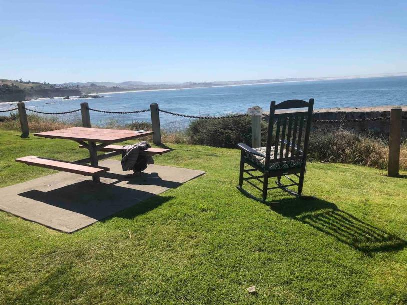 Entire cottage in Pismo Beach, California 4 guests1 bedroom2 beds1 bath-3