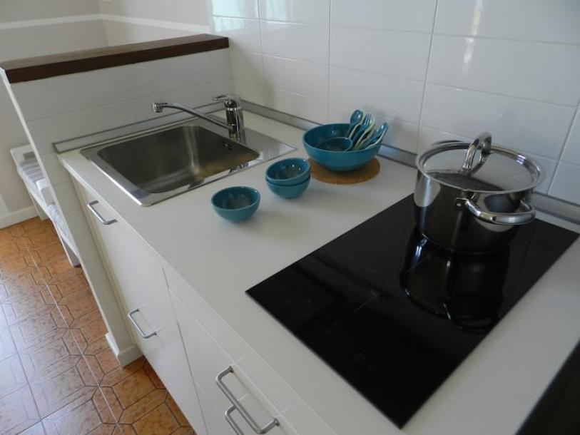 Entire rental unit in Manarola, Italy 4 guests2 bedrooms2 beds1 bath-9