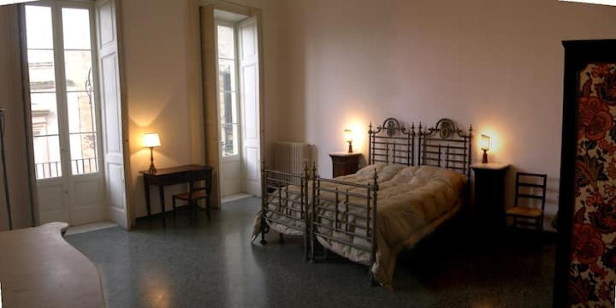 Room in bed and breakfast in Lecce, Italy 3 guests1 bedroom3 beds1 private bath-3