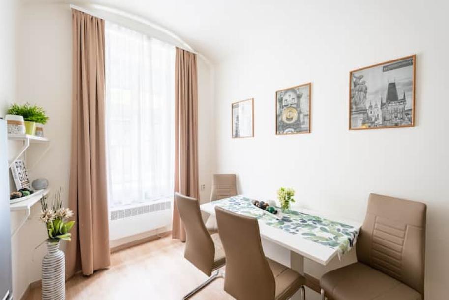 Entire rental unit in Hlavní město Praha, Czechia 3 guests1 bedroom2 beds1 bath-9