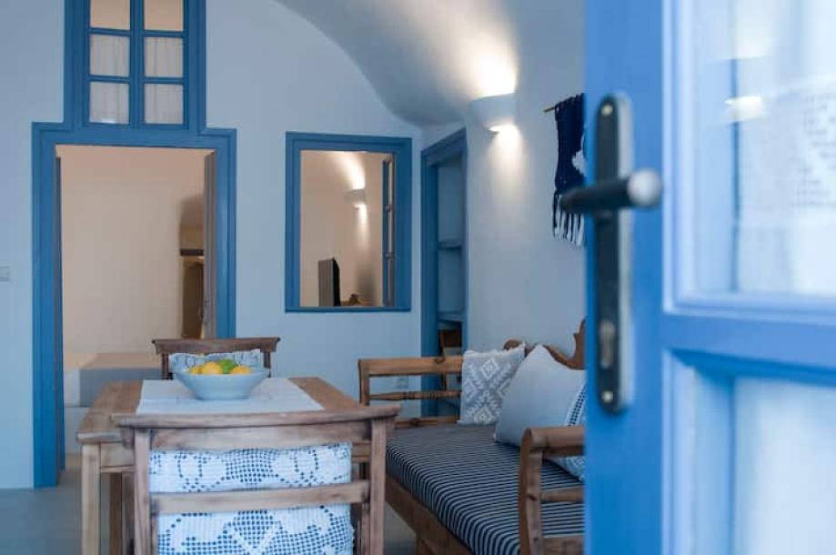 Cycladic home in Pyrgos Kallistis, Greece 3 guests1 bedroom1 bed1.5 baths-12