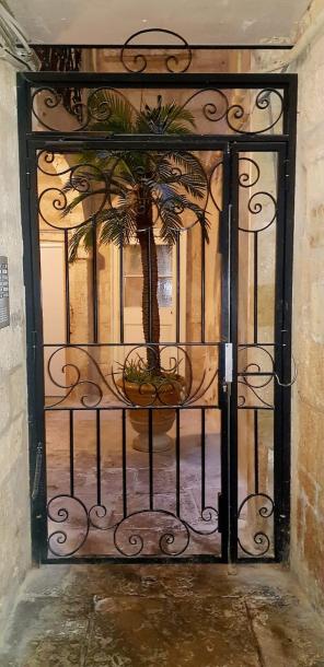 Entire rental unit in Montpellier, France 2 guestsStudio1 bed1 bath-5