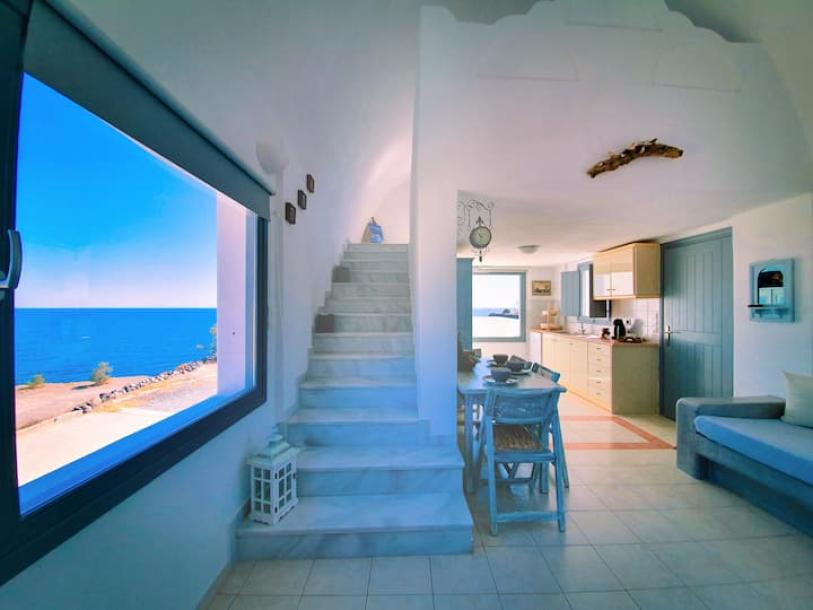 Cycladic home in Imerovigli, Greece 4 guests1 bedroom3 beds1 bath-13