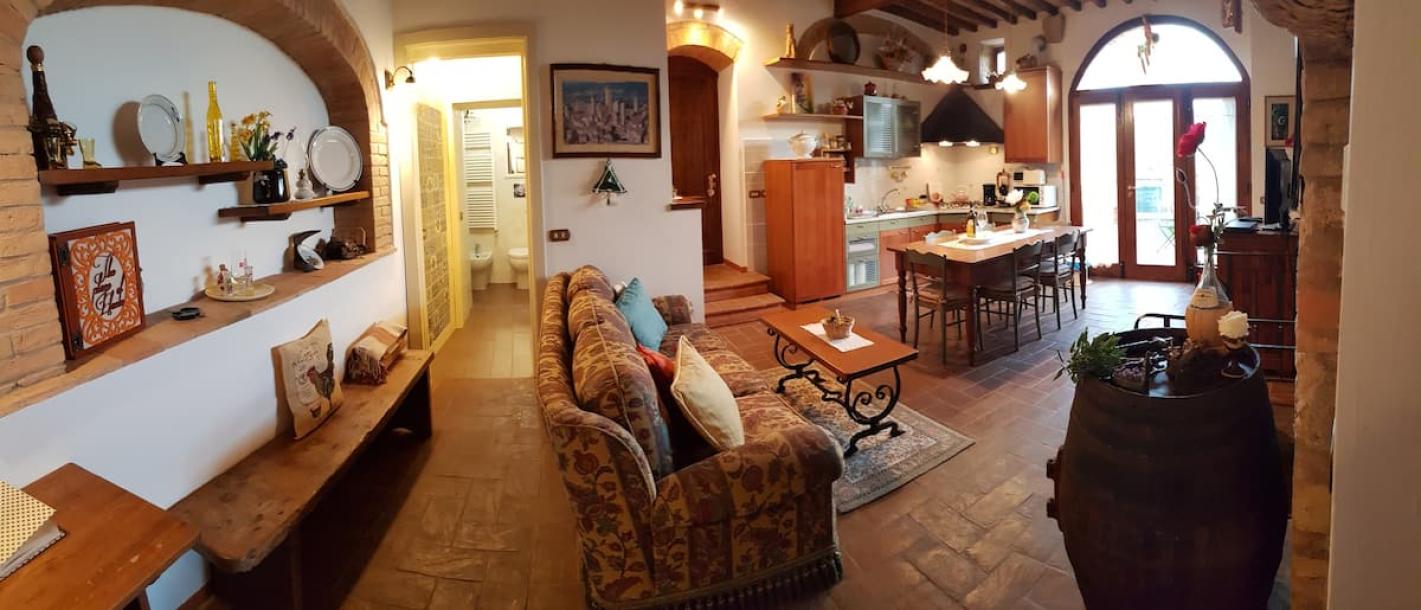 Entire home in San Gimignano, Italy 2 guests1 bedroom1 bed1 bath-16