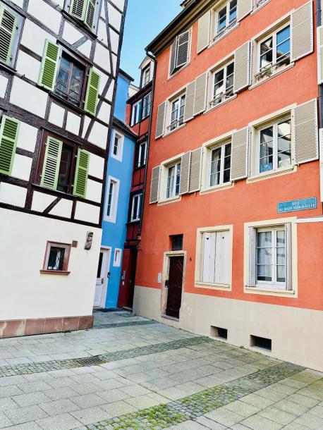 Entire rental unit in Strasbourg, France 2 guests1 bedroom1 bed1 bath-12