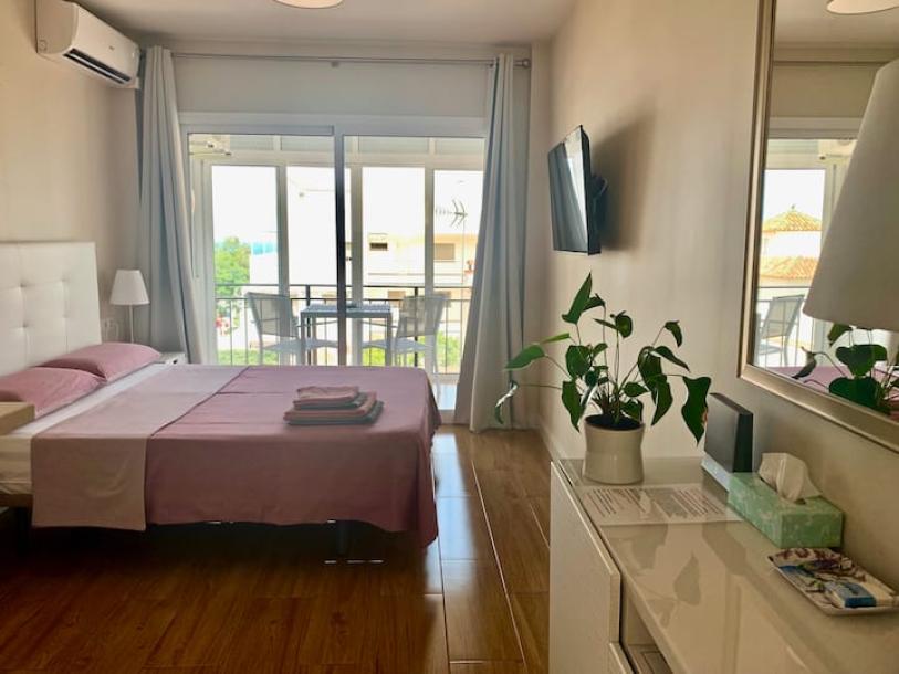 Entire rental unit in Torremolinos, Spain 2 guestsStudio1 bed1 bath-3