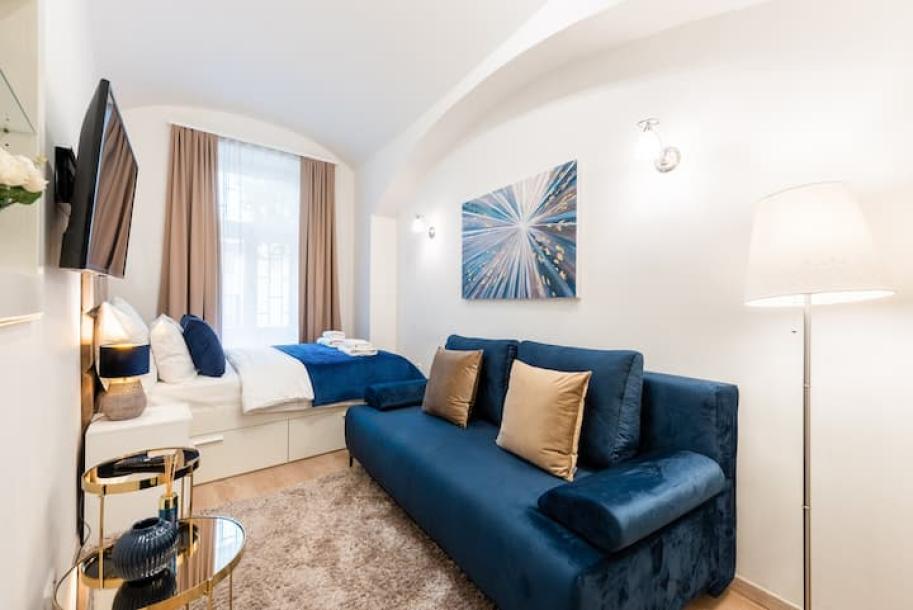 Entire rental unit in Hlavní město Praha, Czechia 3 guests1 bedroom2 beds1 bath-11