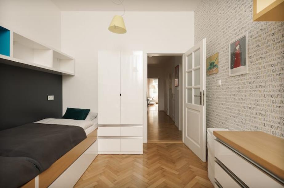 Entire rental unit in Praha 6, Czechia 4 guests2 bedrooms3 beds1 bath-9