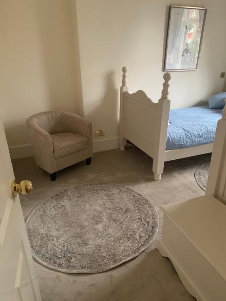 Room in Hampstead Central London, United Kingdom 2 single bedsShared bathroom-6