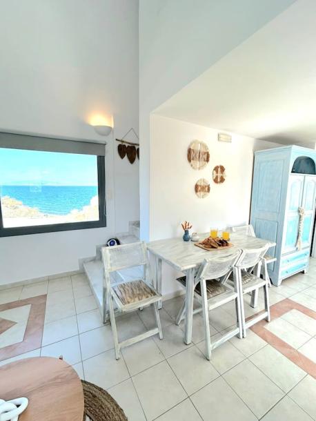 Cycladic home in Imerovigli, Greece 4 guests1 bedroom3 beds1 bath-6