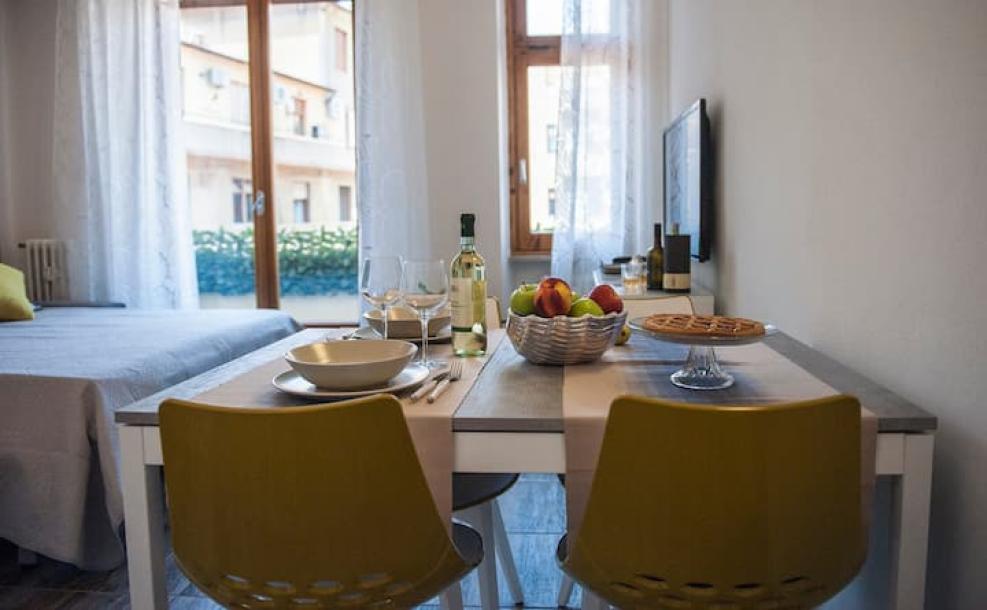 Entire rental unit in Florence, Italy 4 guests1 bedroom2 beds1 bath-4