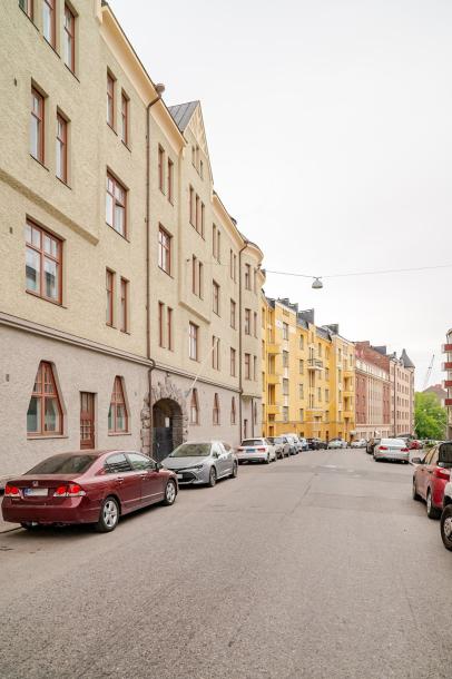 Entire rental unit in Helsinki, Finland 3 guests1 bedroom2 beds1 bath-1