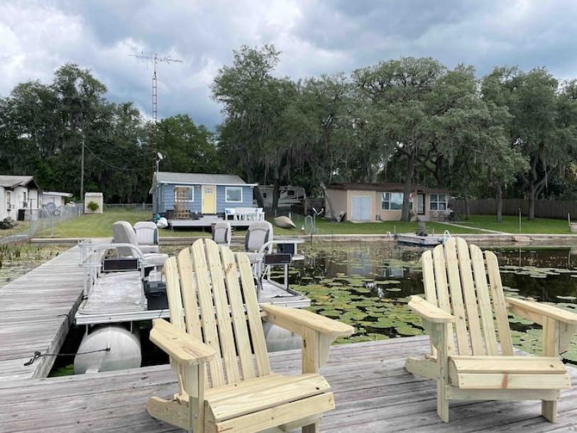 Relaxing Lakefront Cottage-0