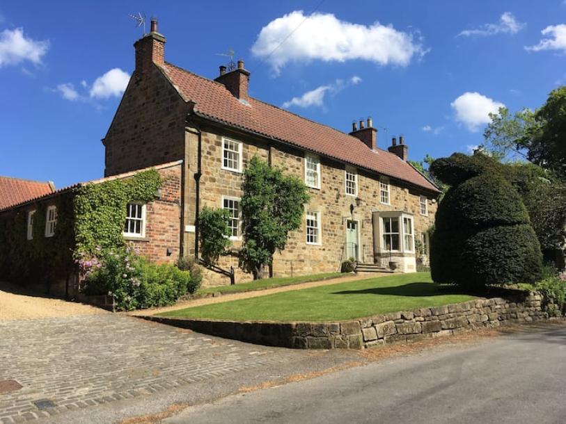 Entire guest suite in North Yorkshire, United Kingdom 2 guests1 bedroom1 bed1 bath-0