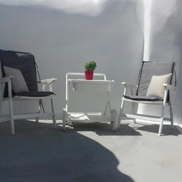 Cycladic home in Pyrgos Kallistis, Greece 3 guests1 bedroom1 bed1.5 baths-5