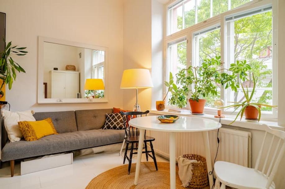 Entire rental unit in Helsinki, Finland 3 guests1 bedroom2 beds1 bath-12