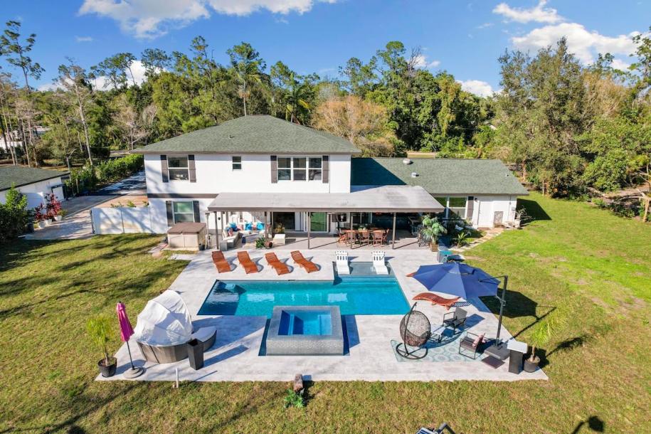 Luxe 7BR-4Bath Villa|18+Guests|Pool|Spa|PickleBall  Share  Save-20