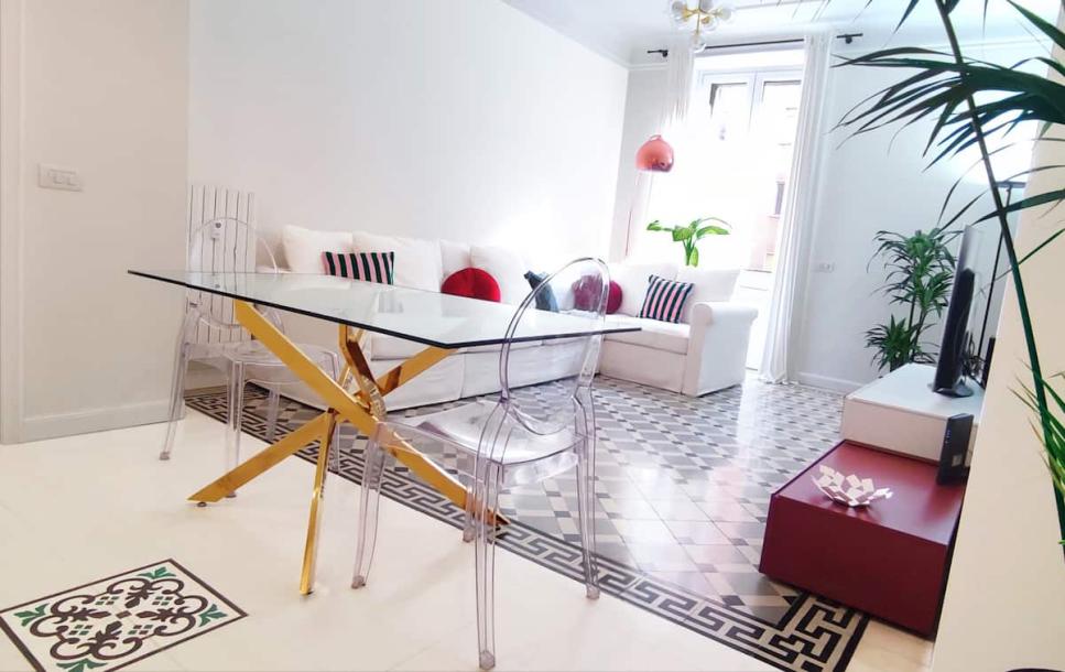 Entire rental unit in Milano, Italy 4 guests1 bedroom2 beds1 bath-15