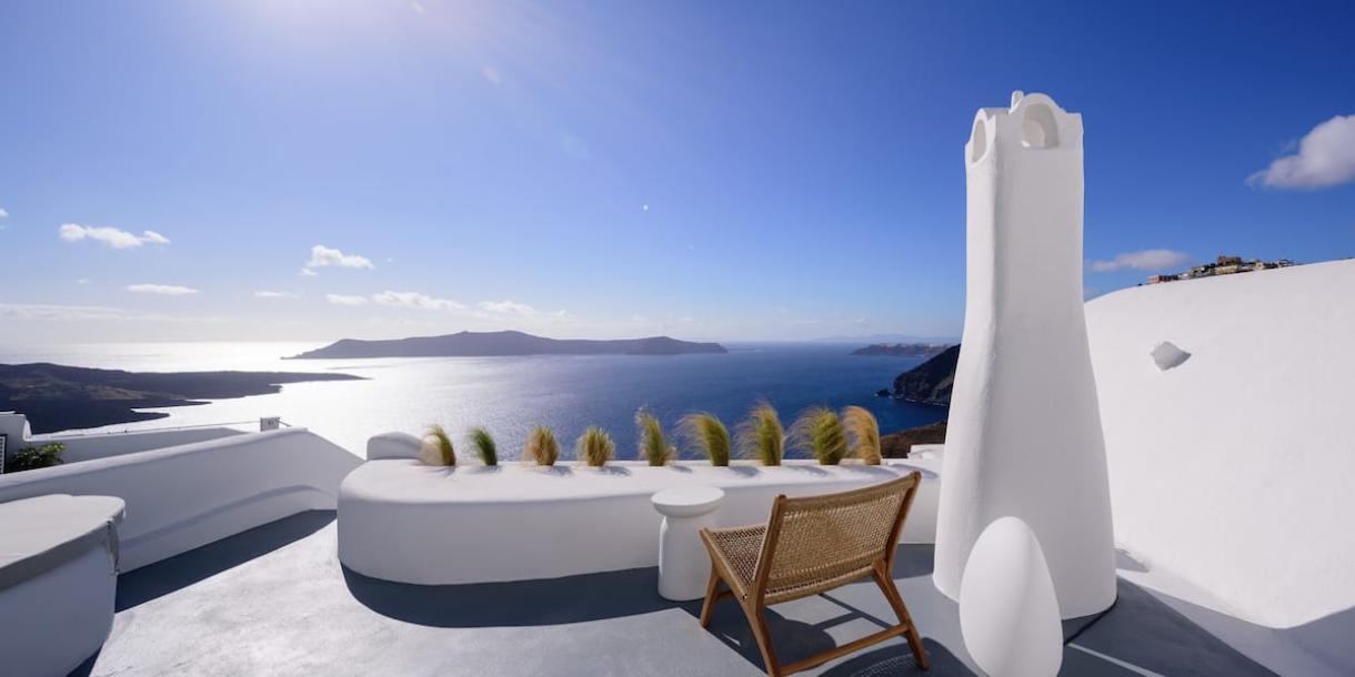 Cycladic home in Fira, Greece 6 guests3 bedrooms3 beds3 baths-6