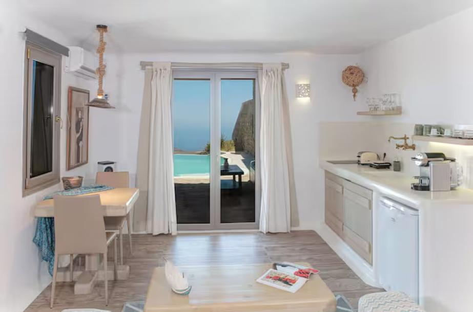 Seaview suite/private pool/Mykonos/amallinisuites-2