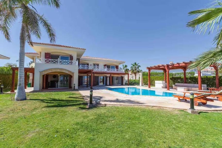 Exclusive Luxury Villa at Sheraton Resort Sharm egyp-8