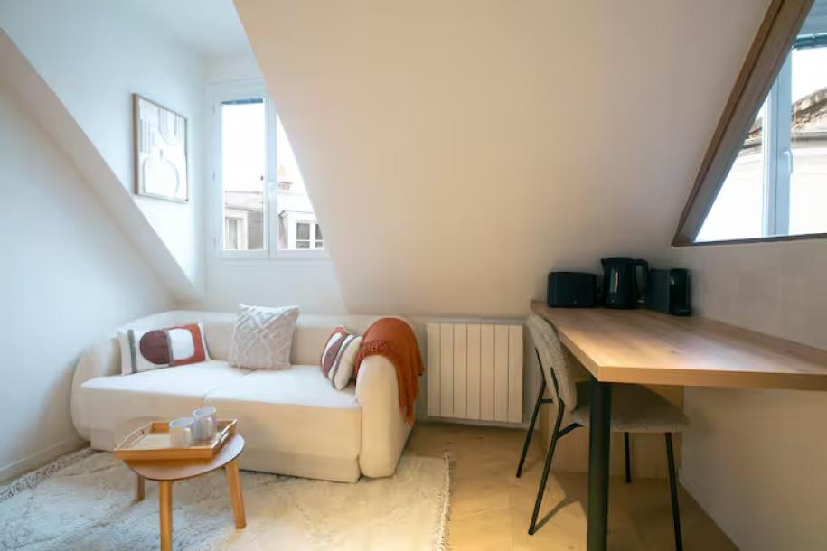 Amazing 1BR/2P Arc de Triomphe / Champs-Elysées-6